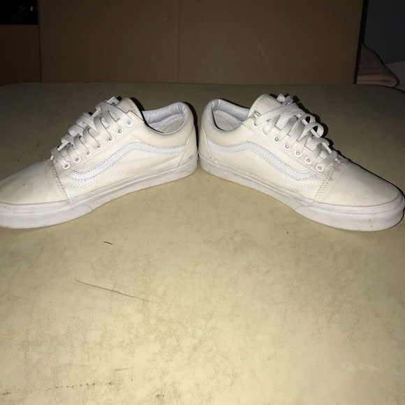 Vans - Picture 4 of 10